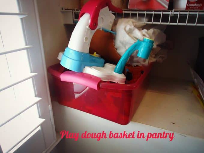 Organizing your pantry 001