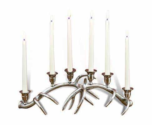 A holiday candle set.