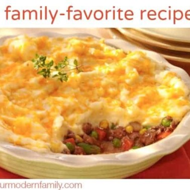 A bowl of food on a plate.