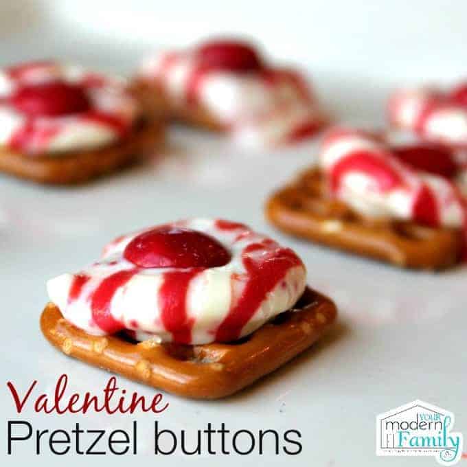 valentine pretzel buttons