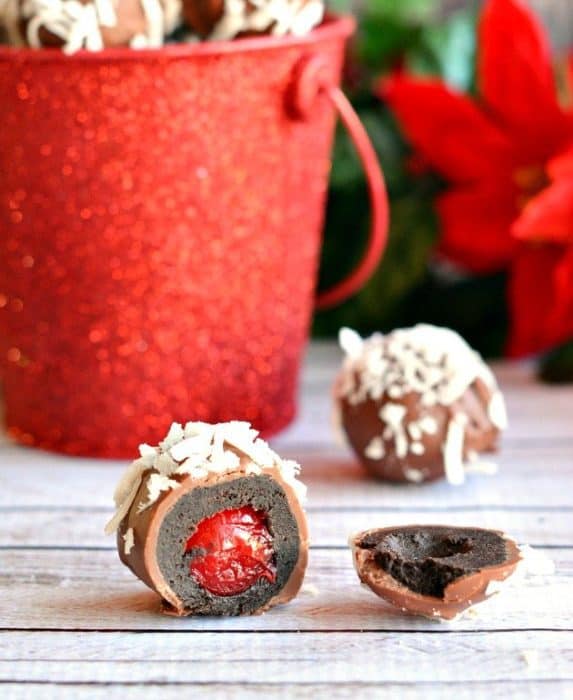 Christmas-Cherry-Filled-OREO-Cookie-Balls