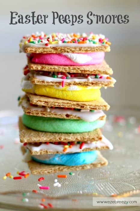 Cookies made to look like a sandwich