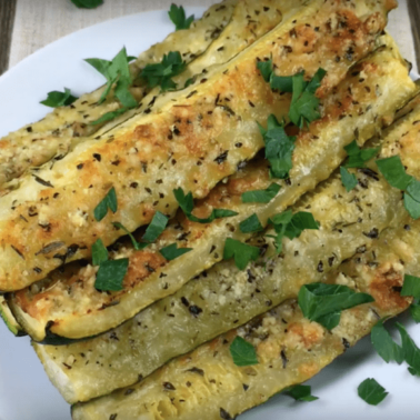 A plate of Baked Parmesan Zucchini.