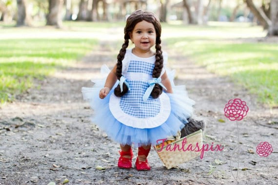 No Sew TuTu costumes for little girls - Alice in Wonderland