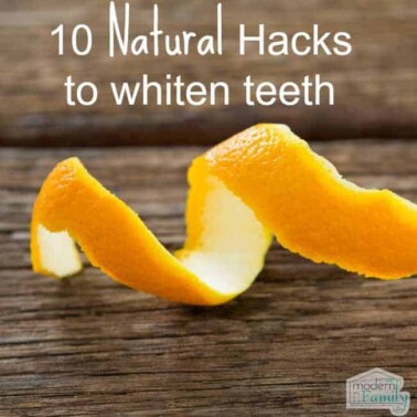 whiten teeth naturally