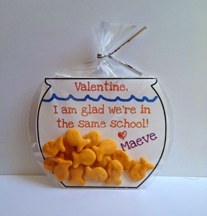 Goldfish crackers Valentine's Day Card Ideas for Kids