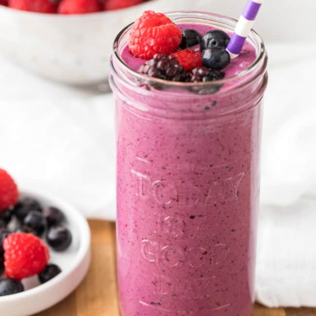 Smoothie made with fresh fruits 